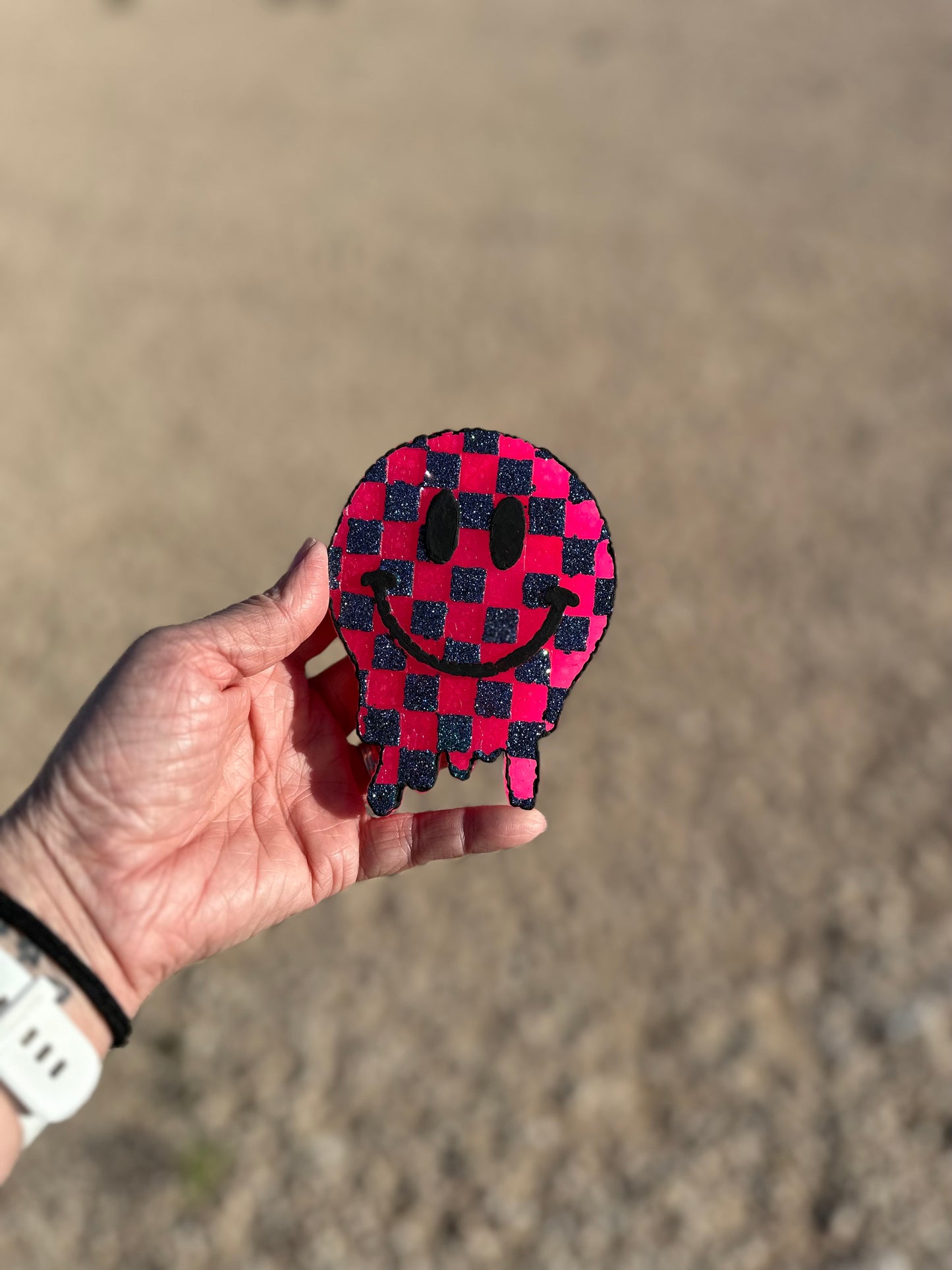 Dripping Checkered Smiley Face Freshie